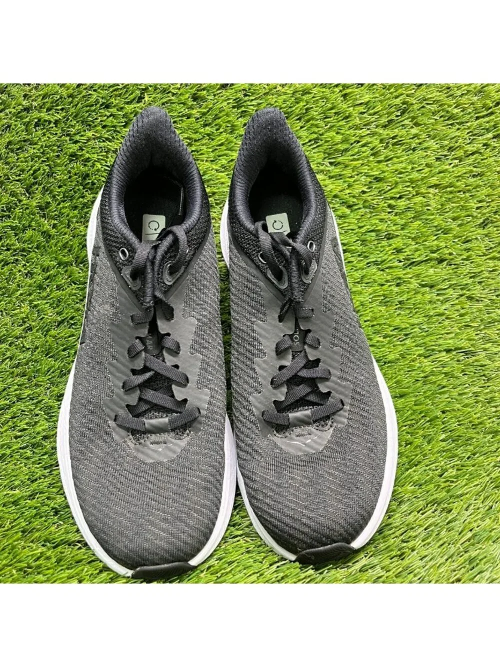Hoka please review